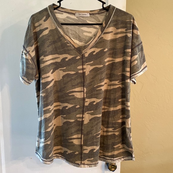 Womens camo t shirt - Picture 1 of 8